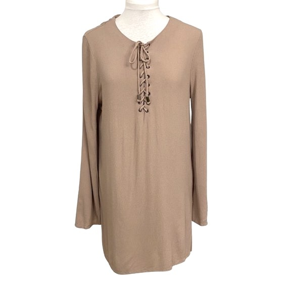 Forever 21 criss cross tan lightweight flowy fabric tunic top. Women's size M - Picture 2 of 9